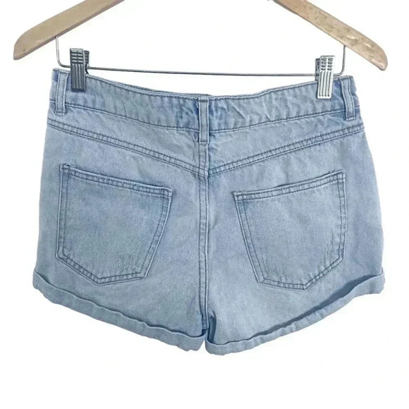 Forever 21 Distressed Light Wash Jean Shorts Rolled Hem Mid Rise Size 27 - Picture 4 of 7